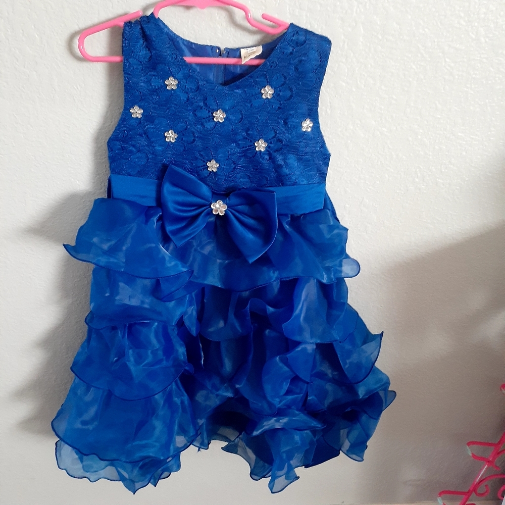 New girls dress